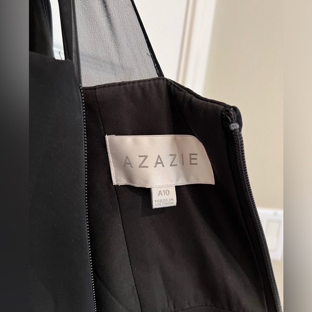 Elegant Black Halter Maxi Dress - Picture 10 of 10